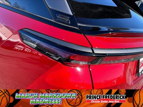 Used 2025 Jeep Wagoneer S Limited image 25