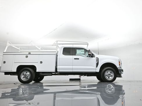 New 2026 Ford F350 XL w/ XL Chrome Package AWD/4WD image 57