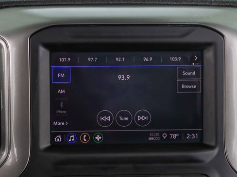 Used 2024 Chevrolet Silverado 1500 Custom AWD/4WD image 17