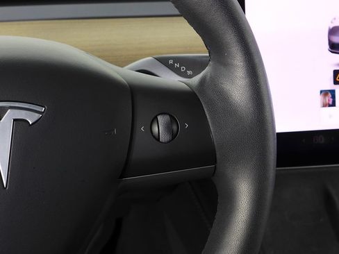 Used 2022 Tesla Model Y Long Range AWD/4WD image 28