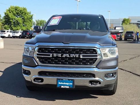 Used 2022 RAM 1500 Big Horn AWD/4WD image 3
