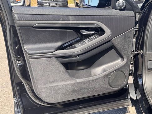 Used 2020 Land Rover Range Rover Evoque S image 15