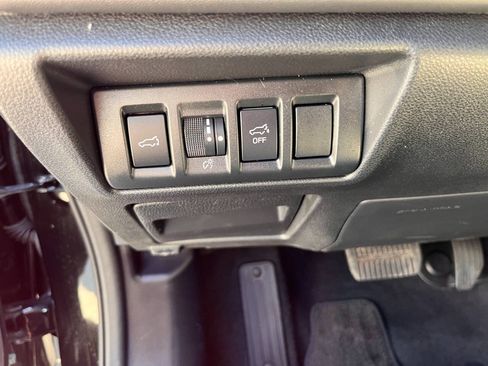 Used 2023 Subaru Outback Limited AWD/4WD image 25