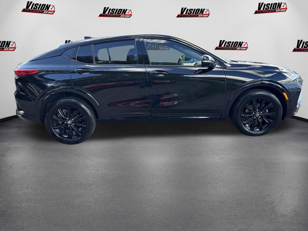 Used 2024 Buick Envista Sport Touring w/ Convenience I Package FWD image 4