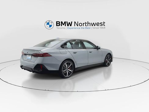 New 2027 BMW 530i xDrive w/ M Sport Package AWD/4WD image 3