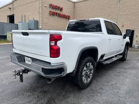 Used 2021 Chevrolet Silverado 2500 LT w/ All Star Edition AWD/4WD image 4