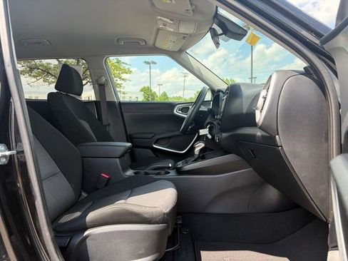 Certified 2024 Kia Soul LX w/ Option Group 015 FWD image 14
