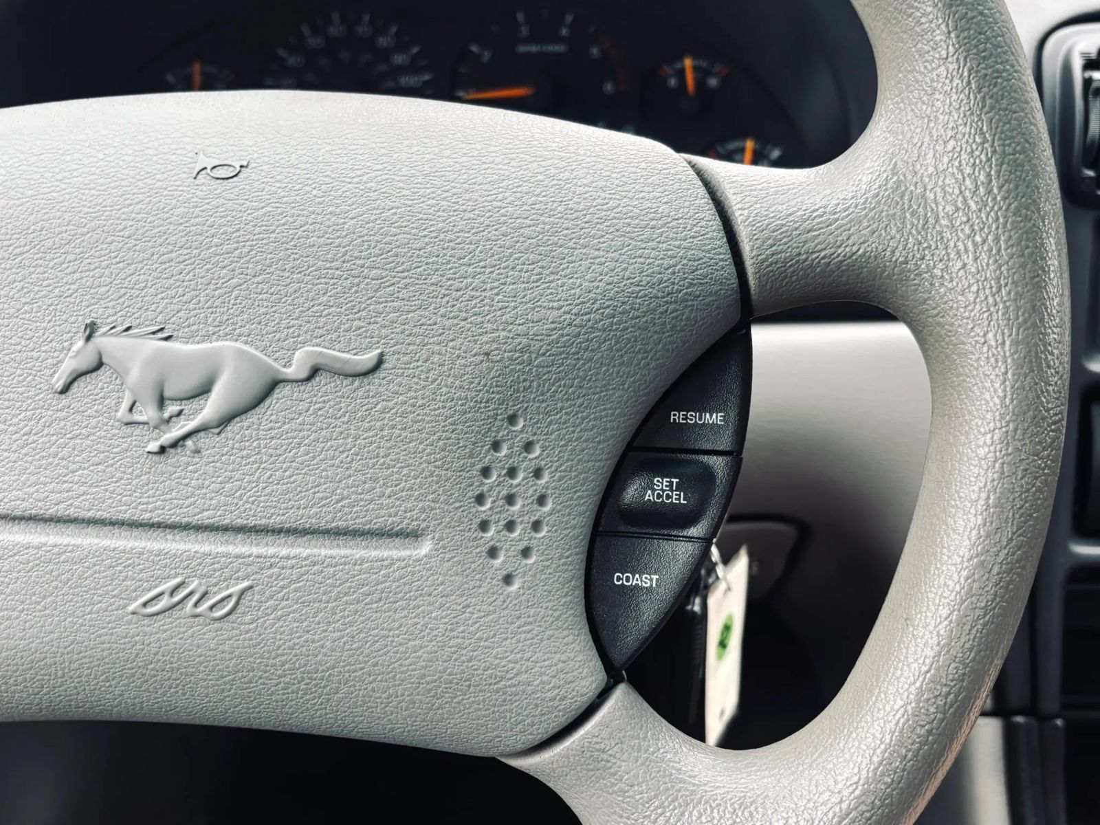 Used 1997 Ford Mustang Coupe RWD image 25
