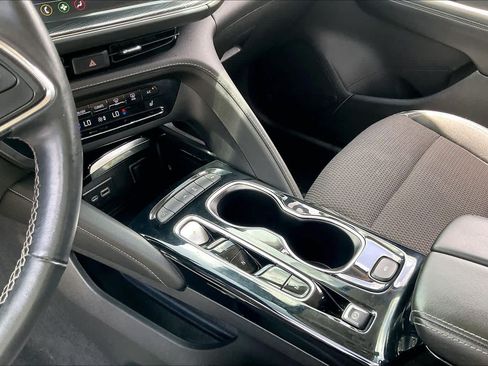 Used 2022 Buick Envision Preferred FWD image 16