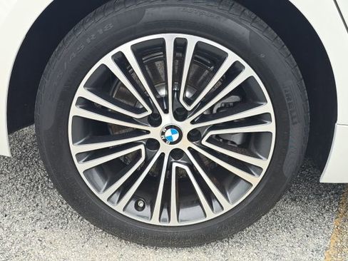 Used 2019 BMW 530i RWD image 9