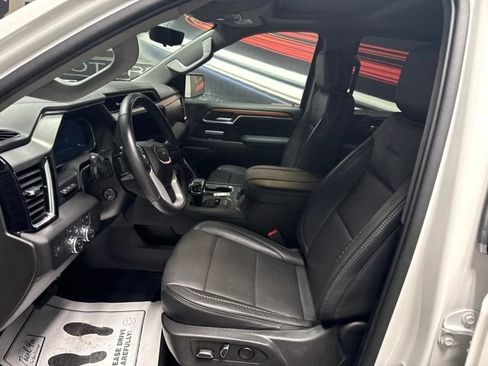 Used 2023 GMC Sierra 1500 Denali w/ Technology Package AWD/4WD image 6