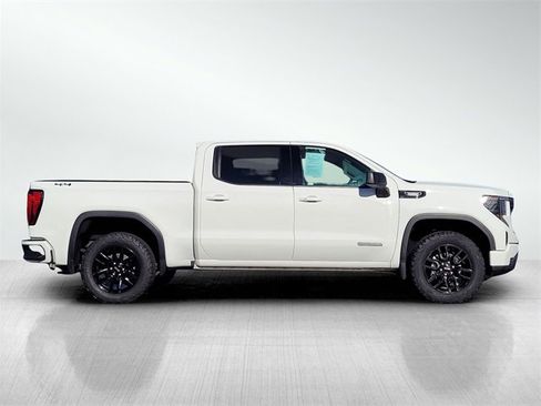 Used 2023 GMC Sierra 1500 Elevation image 4