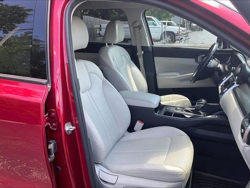 Used 2022 Kia Sorento S FWD image 7