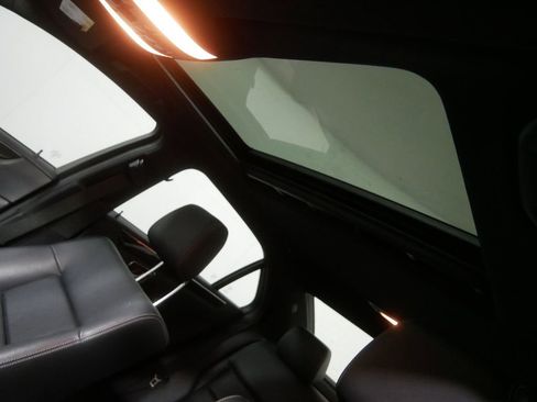 Used 2014 Mercedes-Benz E 350 E 350 image 11