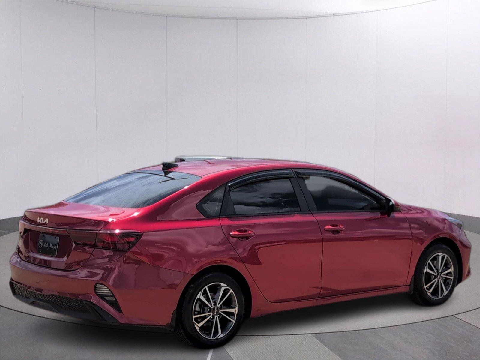 Used 2023 Kia Forte LXS FWD image 6