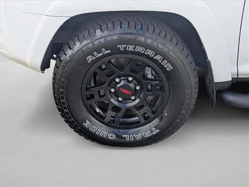 Used 2021 Toyota 4Runner SR5 image 21