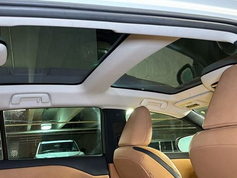 Certified 2023 Lexus RZ 450e Premium w/ Technology Package image 13