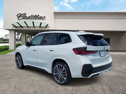 Used 2025 BMW X1 xDrive28i w/ Technology Package AWD/4WD image 3