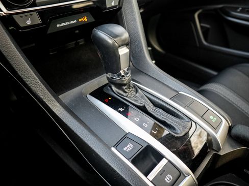 Used 2019 Honda Civic EX image 25