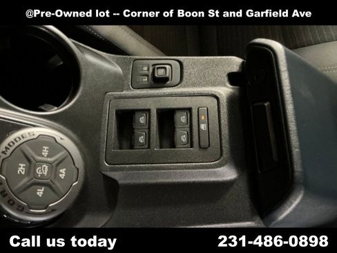 Used 2021 Ford Bronco Outer Banks image 15