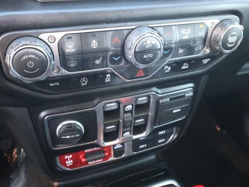 Used 2021 Jeep Gladiator Mojave AWD/4WD image 22