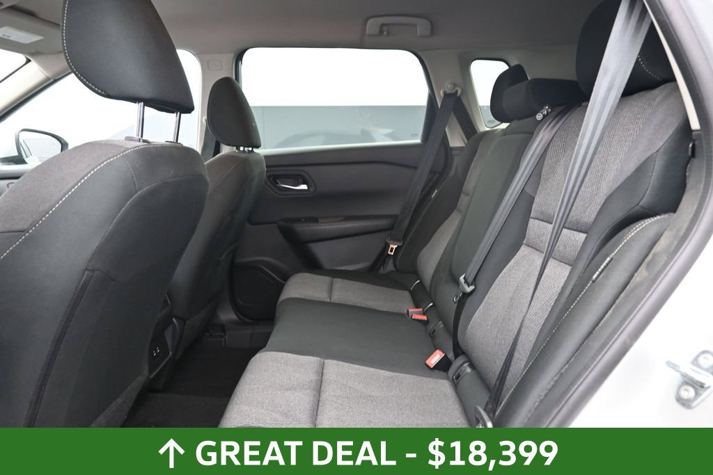 Used 2025 Nissan Rogue SV FWD image 26