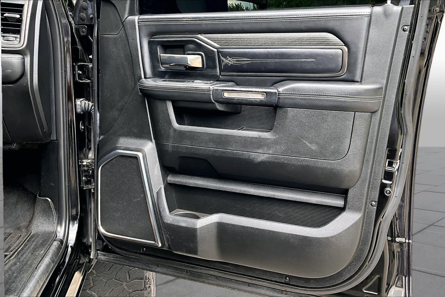 Used 2021 RAM 2500 Limited w/ Night Edition AWD/4WD image 23