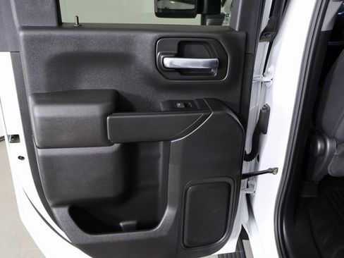 Used 2025 GMC Sierra 2500 Pro w/ Convenience Package image 17