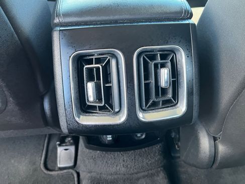 Used 2023 Kia Sorento LX image 22