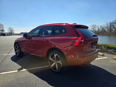 Used 2025 Volvo XC60 T8 Ultra w/ Protection Package Premier image 8