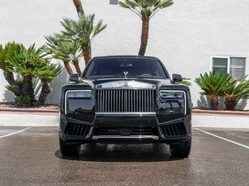 New 2026 Rolls-Royce Cullinan AWD/4WD image 5