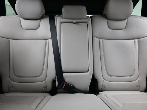 Certified 2024 Hyundai Tucson Limited AWD/4WD image 16