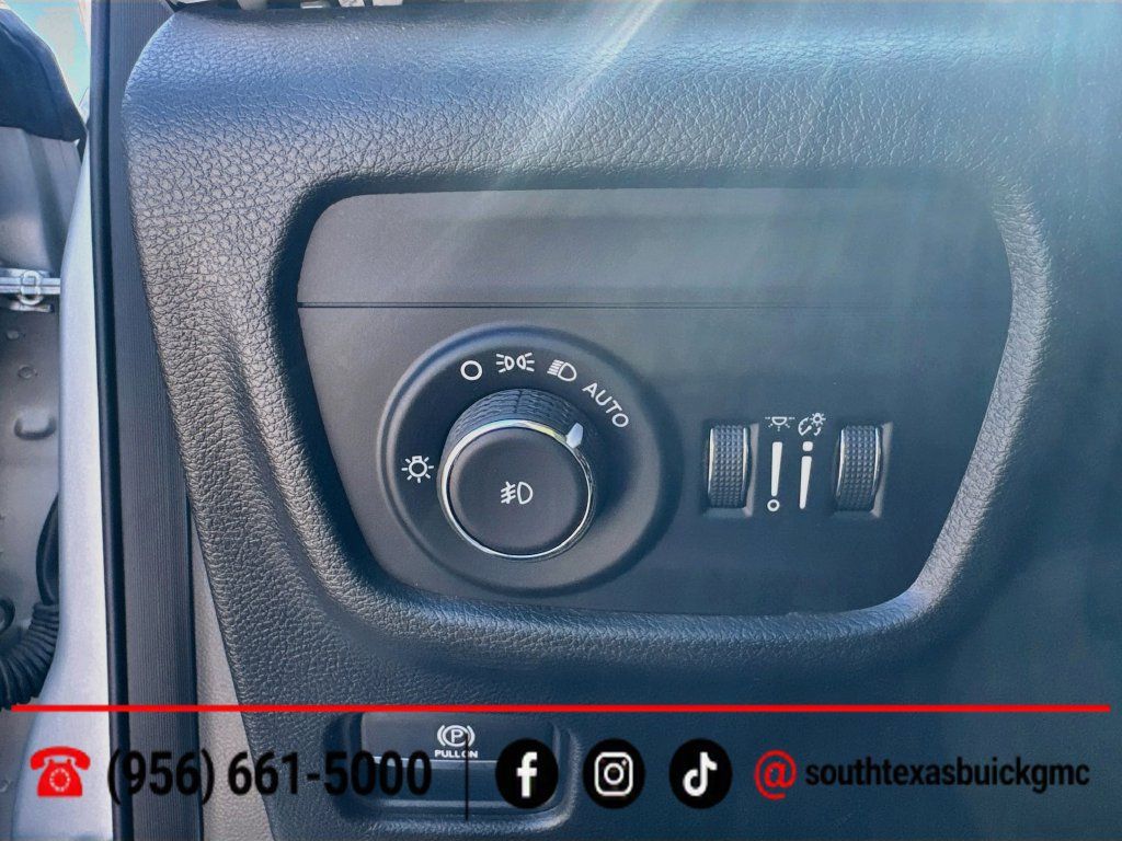 Used 2021 Jeep Grand Cherokee L Limited RWD image 22