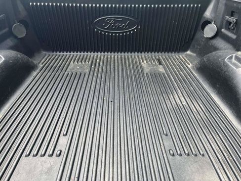 Used 2016 Ford F150 XLT w/ Equipment Group 302A Luxury AWD/4WD image 18