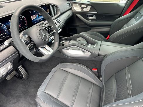 New 2026 Mercedes-Benz GLE 53 AMG 4MATIC Coupe image 10