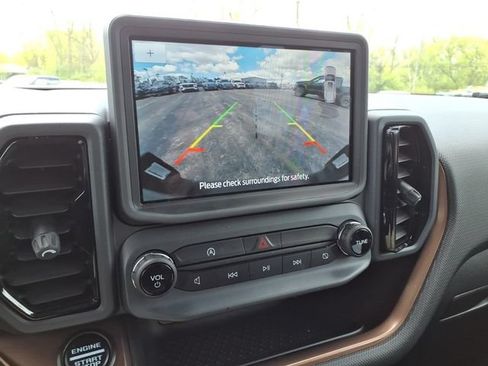 Used 2024 Ford Bronco Sport Outer Banks AWD/4WD image 18