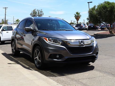 Used 2021 Honda HR-V EX-L image 14