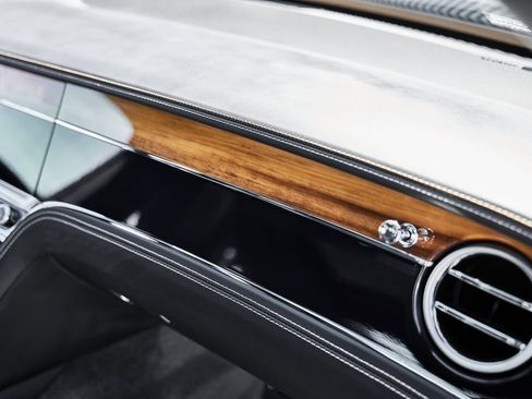 Used 2024 Bentley Flying Spur V8 AWD/4WD image 43