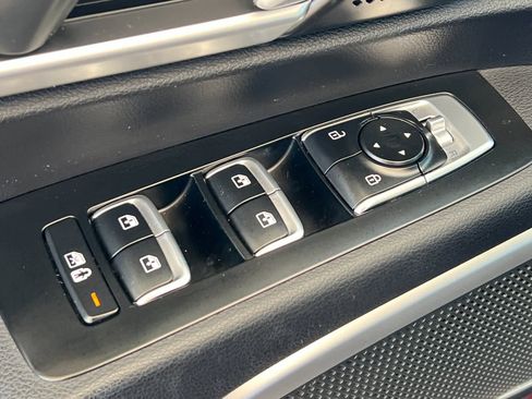 Used 2022 Kia Telluride S image 14