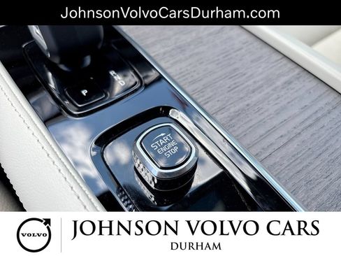 Used 2023 Volvo XC90 B6 Plus AWD/4WD image 22