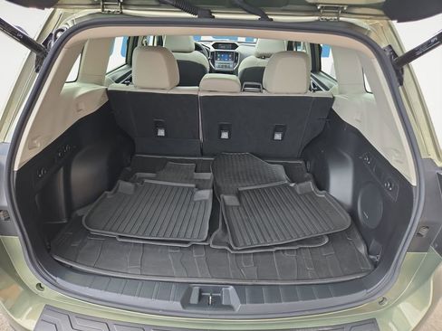 Used 2019 Subaru Forester Limited w/ Popular Package #3 image 16