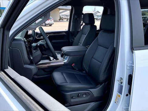 New 2026 Chevrolet Silverado 2500 LT w/ All Star Edition AWD/4WD image 9