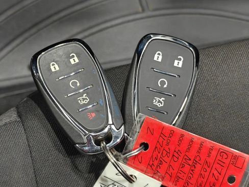 Used 2023 Chevrolet Malibu LT image 11
