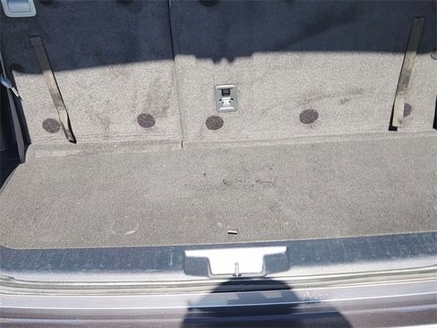 Certified 2023 Toyota Highlander L image 23