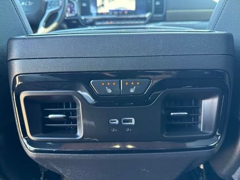 Certified 2025 Chevrolet Silverado 1500 ZR2 AWD/4WD image 32