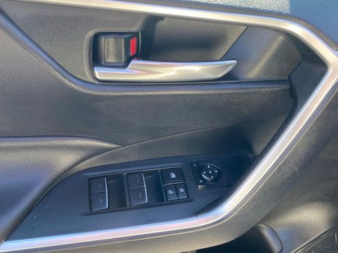 Used 2023 Toyota RAV4 XLE image 22