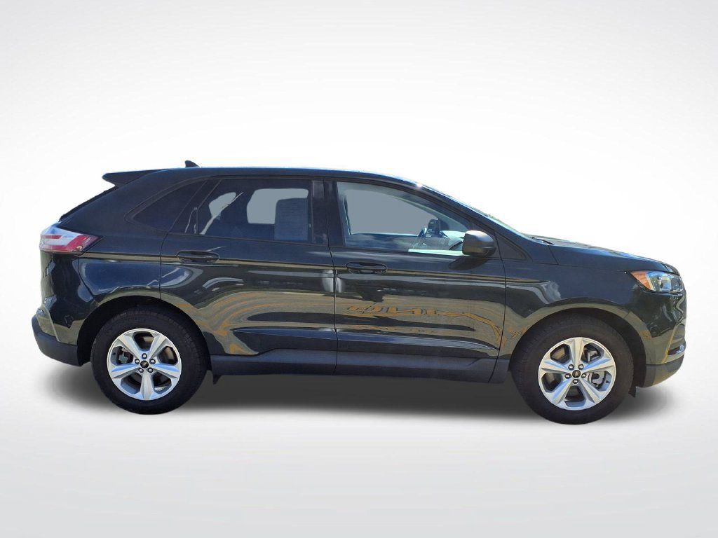 Used 2023 Ford Edge SE AWD/4WD image 5