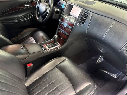 Used 2016 INFINITI QX50 AWD w/ Deluxe Touring Package image 35