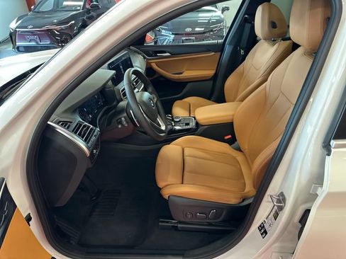 Used 2024 BMW X3 xDrive30i w/ Premium Package w/ZPA AWD/4WD image 10