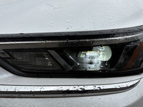 Used 2025 Toyota Grand Highlander AWD image 6